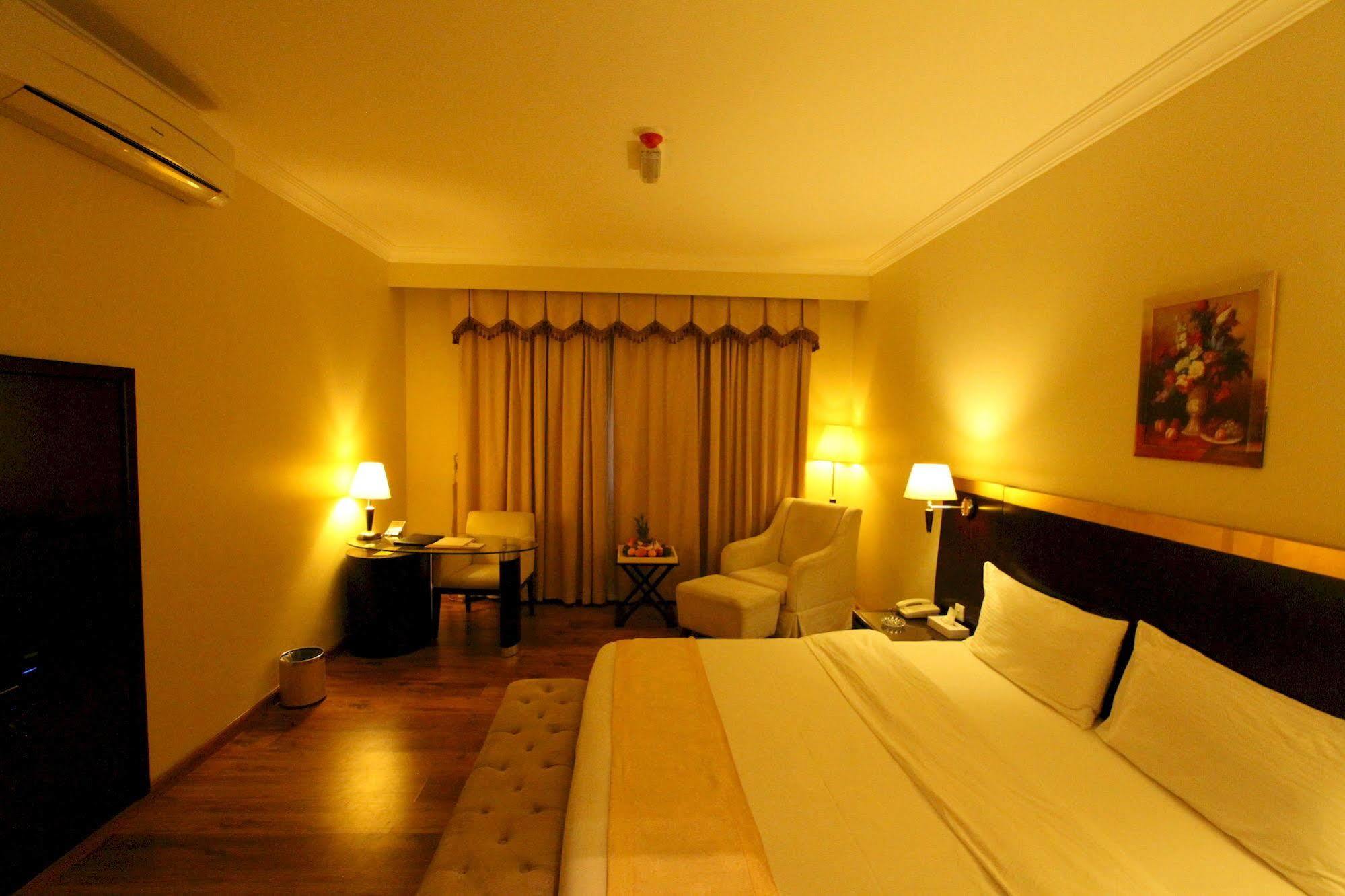 Al Maha Residence Rak Ras al-Khaimah Buitenkant foto